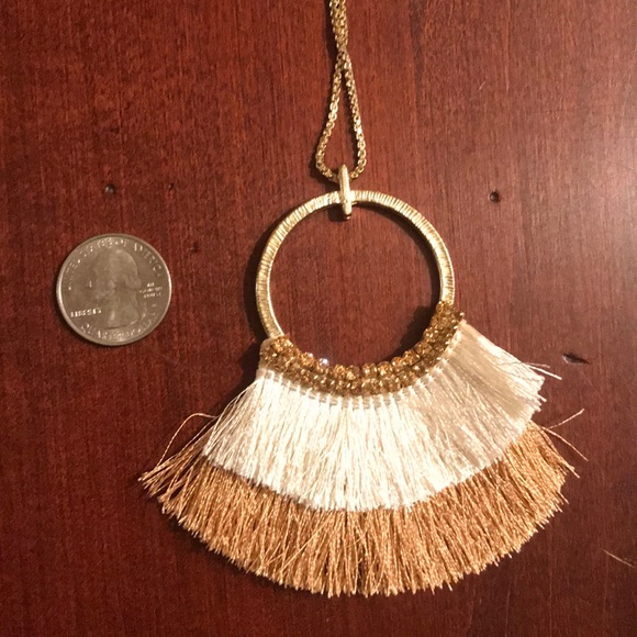 Francesca’s Fringe Necklace NWT! - Picture 4 of 6